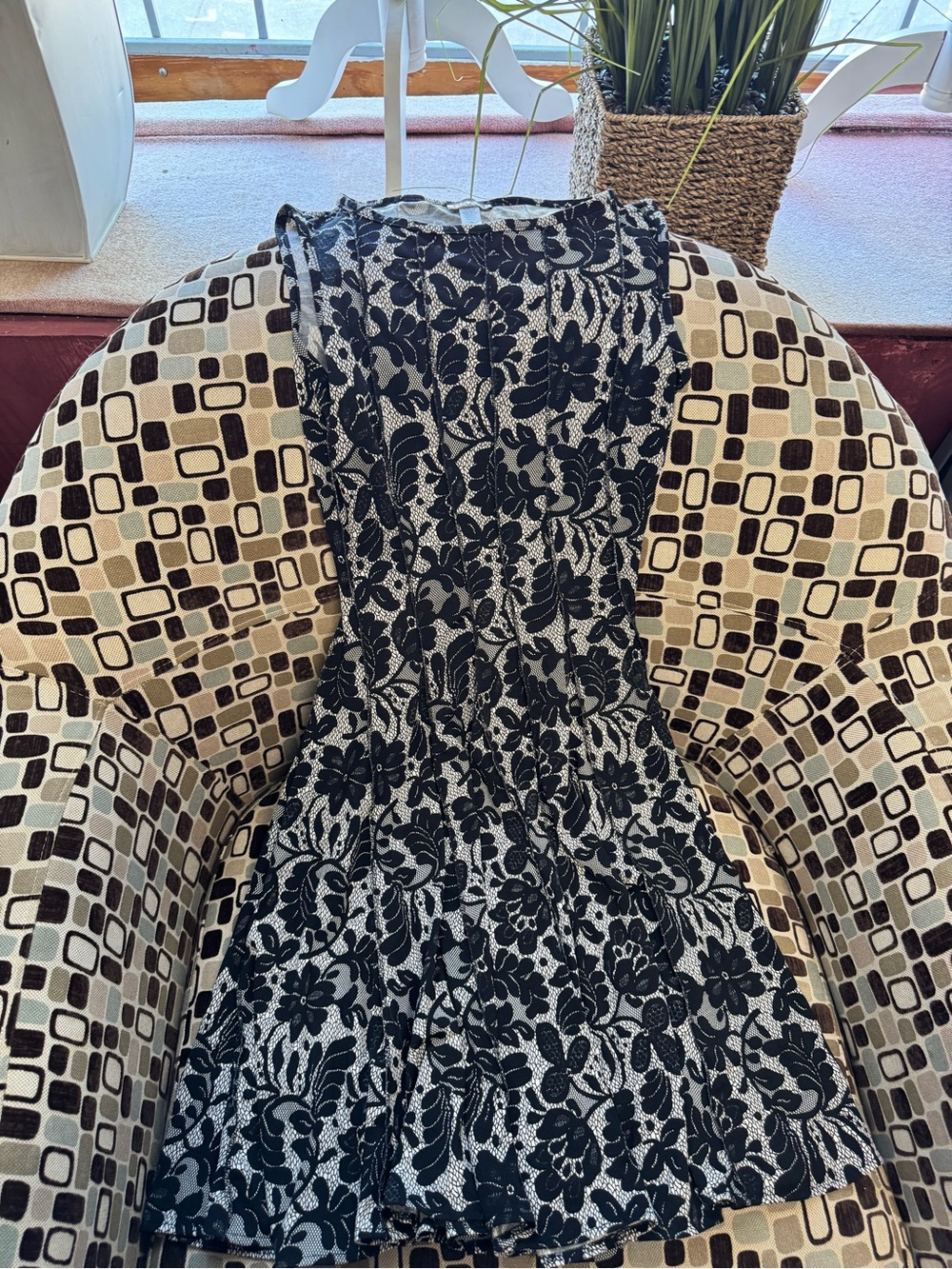 Haani Black and White Floral Lace Fit-and-Flare Dress